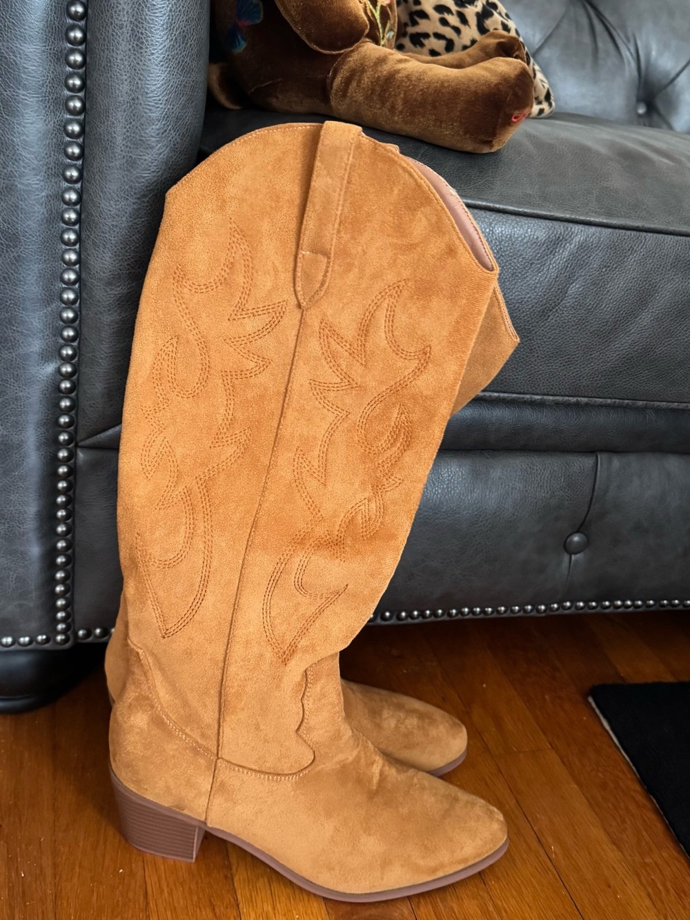 Brand New Tan Vegan Suede Western Cowboy Boots - Picture 6 of 7